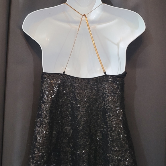 Black and Gold Chain Sequin Halter Top Sparkly Sequin Top - Picture 14 of 14